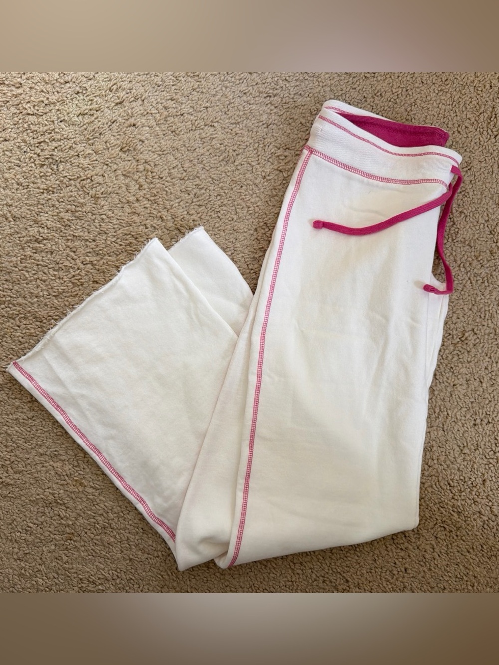 Brandy melville white Hilary yoga pants - Picture 2 of 4